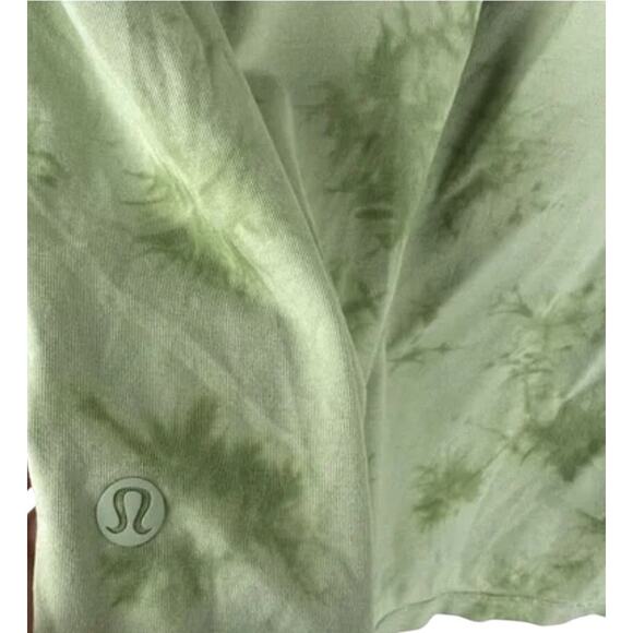 Lululemon Green Tie Dye New Tide Shibori Fundamental Short Sleeve Shirt Large - Picture 6 of 7